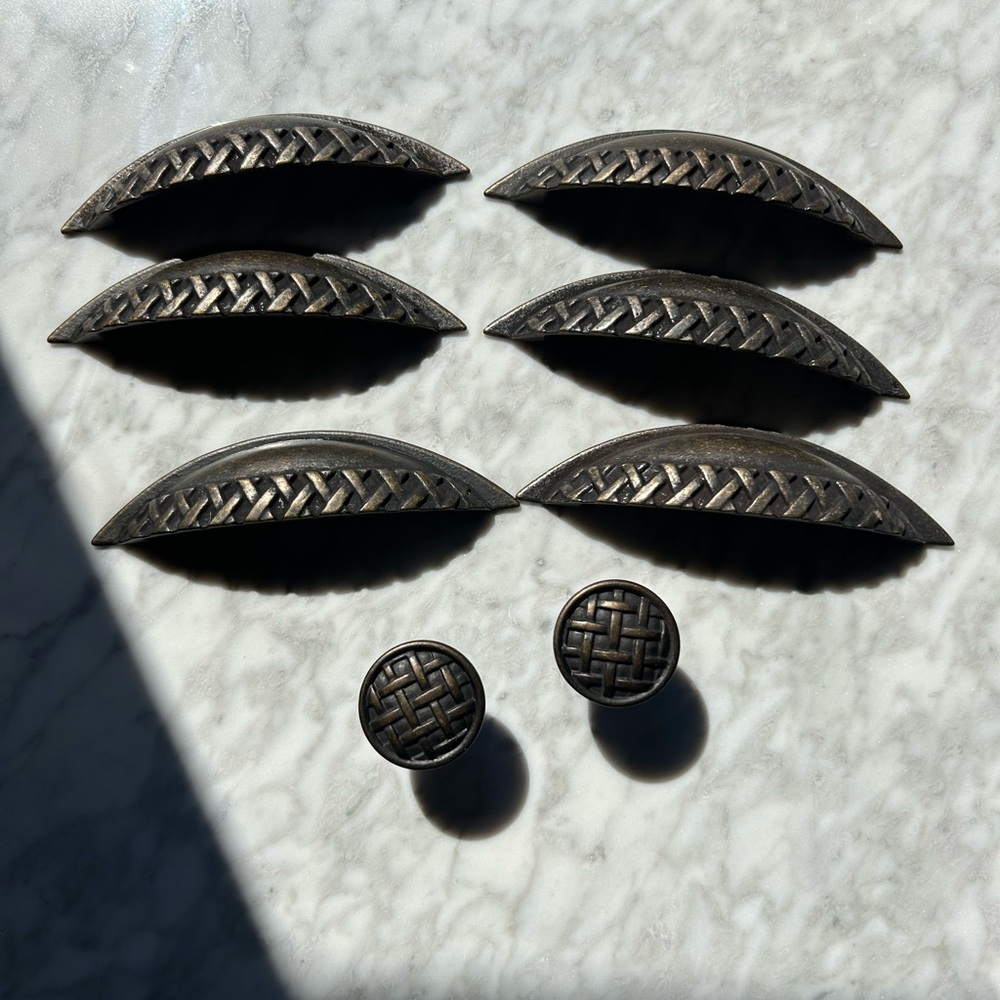 Intricate Woven Design Drawer Pulls